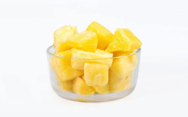 freshly cut pineapple Sprinklers resemble what squirting looks like